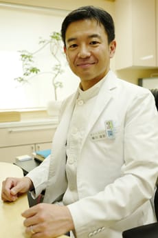 院長 柳川達郎
